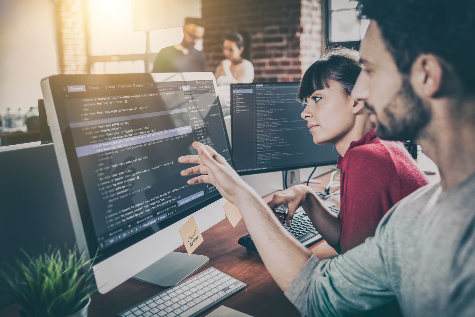 Modernā tīmekļa izstrāde ar Node.js, Laravel un ASP.NET