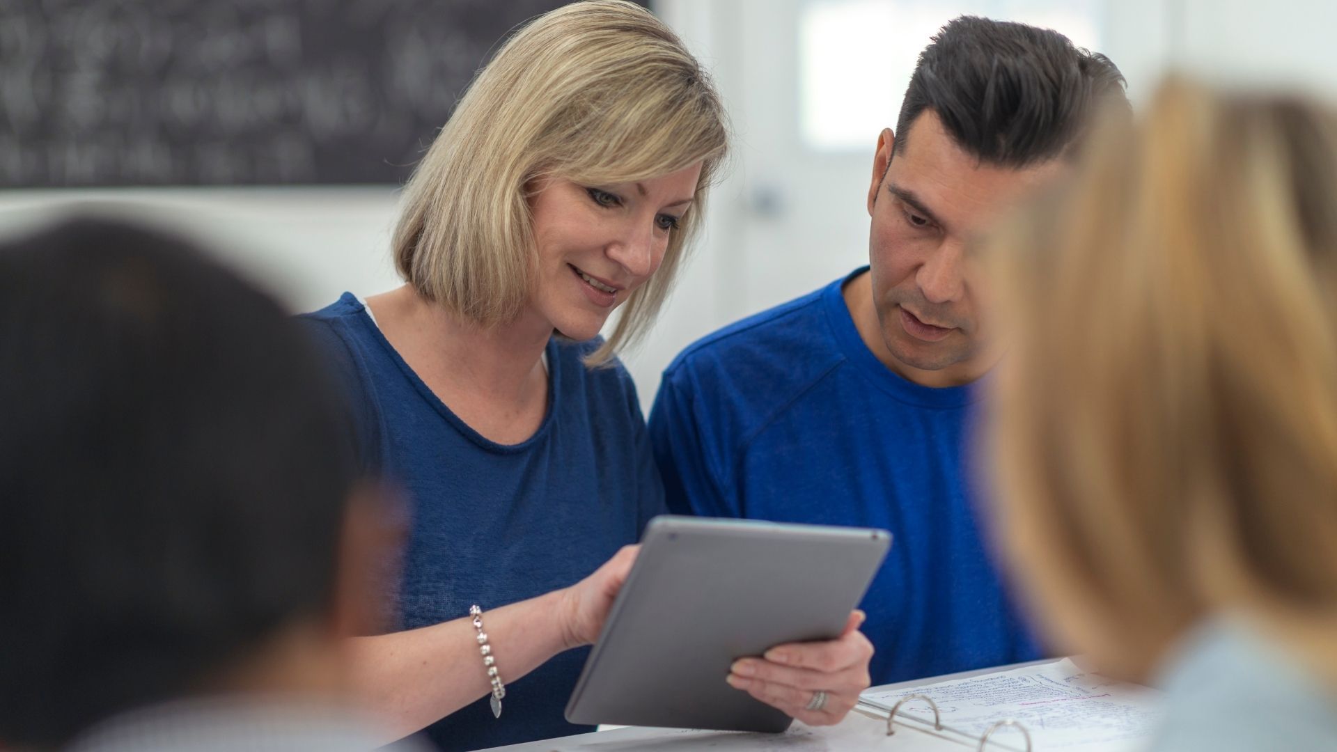 Tālākizglītība, profesiju apguve un pedagogu pilnveide